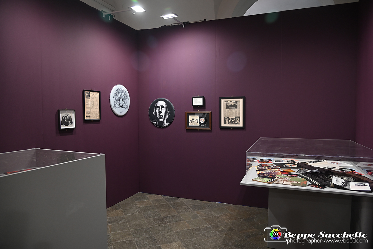 VBS_1653 - Mostra Peter Hince - Queen Experience.jpg